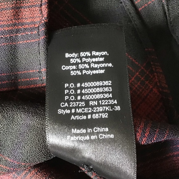 Aritzia Talula button down Size Small - Picture 3 of 5